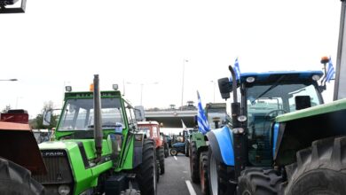 Σκληραίνουν-τη-στάση-τους-οι-αγρότες:-Μπλόκα-και-σε-παράδρομους,-επόμενος-στόχος-λιμάνια-και-αεροδρόμια