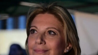 Νίκος-Καραχάλιος-για-Μαρία-Καρυστιανού:-Έχει-συμβούλους-μία-γερόντισσα-από-τη-Συρία-και-μία-νεαρή-αστρολόγο-από-το-Χάρβαρντ