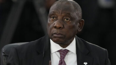 Βολές-Προέδρου-Ραμαφόσα-κατά-λευκών-ρατσιστών-Αφρικάνερ