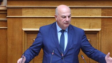 Τσιάρας-για-αγροτικές-κινητοποιήσεις:-Έχω-συναντηθεί-με-όλους-τους-φορείς-που-ζήτησαν-συνάντηση-–-Η-βία-είναι-απολύτως-καταδικαστέα