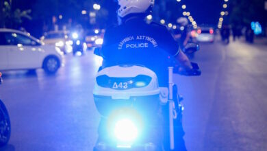 Καλύβια:-Συναγερμό-σήμανε-ύποπτο-αντικείμενο-κάτω-από-αυτοκίνητο