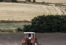 Αγρότες:-Για-λίγους-και-μεγάλους-τα-αγροβολταϊκά,-εκτιμούν-οι-αγρότες