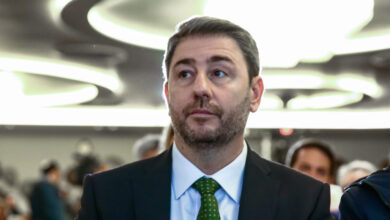 Στα-μπλόκα-Καρδίτσας-και-Τρικάλων-ο-Νίκος-Ανδρουλάκης:-Τα-μέτρα-που-προτείνει-το-ΠΑΣΟΚ