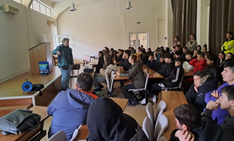 Μαθήματα-ανακύκλωσης-στο-5-ο-Γυμνάσιο-Τρικάλων