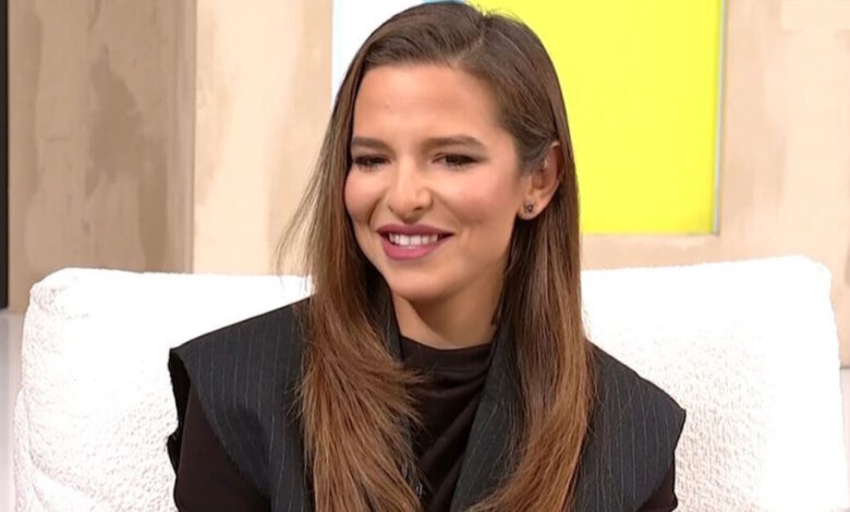 Εριέττα-Κούρκουλου:-«Ο-πατέρας-μου-ήταν-πολύ-αυστηρός,-οπότε-πολλές-φορές-φοβόμουνα-να-του-πω-τις-σκέψεις-μου»