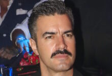 Ο-Γιάννης-Τσιμιτσέλης-στο-νοσοκομείο:-Η-απουσία-από-το-«Όπου-υπάρχει-Ελλάδα»-και-η-φωτογραφία-στο-κρεβάτι