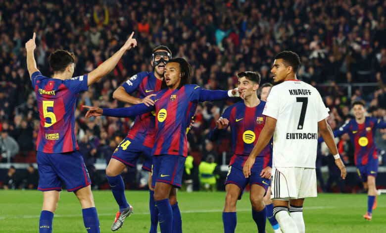 champions-league:-Ανατροπή-με-Κουντέ-για-Μπαρτσελόνα,-μεγάλες-νίκες-για-Αταλάντα-και-Λίβερπουλ