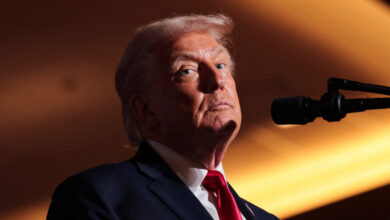 Η-κυβέρνηση-Τραμπ-ξεκίνησε-έρευνα-για-πιθανούς-θανάτους-που-οφείλονται-στα-εμβόλια-κατά-της-covid-19