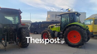 Μπλόκα-αγροτών:-Έφτασαν-τα-πρώτα-τρακτέρ-στον-Βόλο-για-να-αποκλείσουν-το-λιμάνι-–-Ισχυρές-δυνάμεις-των-ΜΑΤ-στην-περιοχή