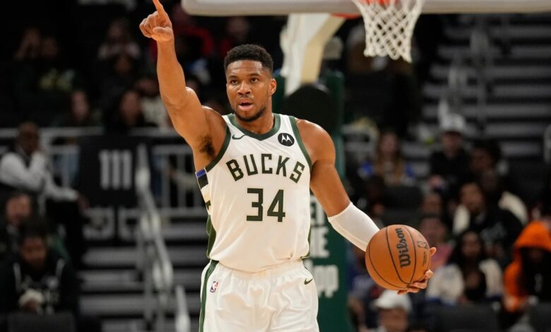 Αντετοκούνμπο:-Μίλησε-με-τους-συμπαίκτες-του-για-τις-φήμες-περί-ανταλλαγής-του-–-Το-«αυτονόητο»-μήνυμα-ενότητας-που-έστειλε