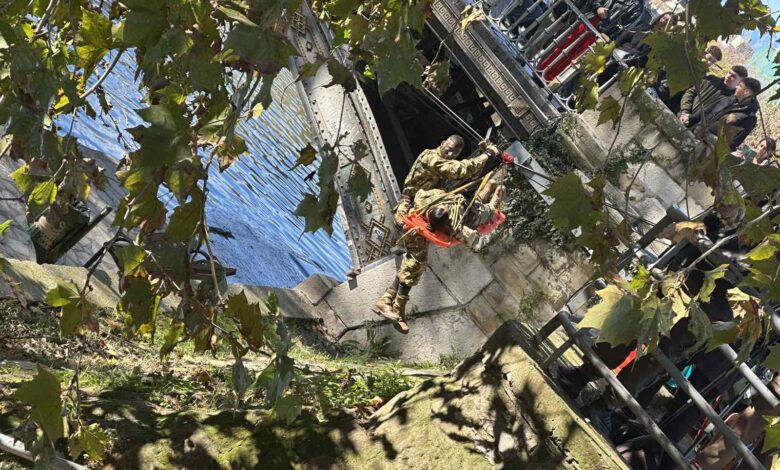 Τρίκαλα:-Θεαματικές-ασκήσεις-της-ΣΜΥ-στον-Ληθαίο