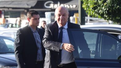 Ένταση-και-φωνές-στη-σύσκεψη-για-τους-αγρότες-στην-Πειραιώς-–-«Υπάρχει-σχέδιο-και-στρατηγική-αρκεί-να-έρθουν-οι-αγρότες»