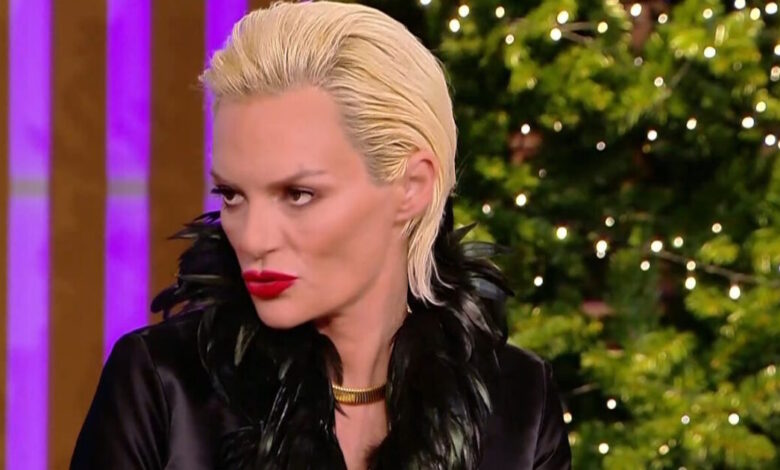 Έλενα-Χριστοπούλου:-Διαφωνώ-με-την-Ιουλία-Καλλιμάνη-και-λυπάμαι-πάρα-πολύ-γι’-αυτή-τη-δήλωση-της