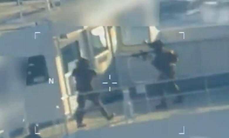 Η-στιγμή-του-ρεσάλτο-των-ΗΠΑ-σε-πετρελαιοφόρο-στην-Καραϊβική-–-«Διεθνή-πειρατεία»-καταγγέλλει-η-Βενεζουέλα