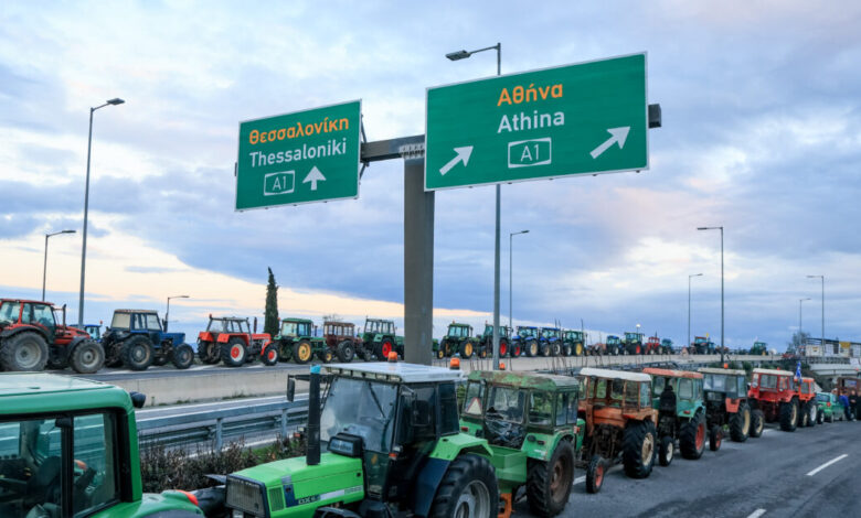 Μπλόκα-αγροτών:-Ετοιμάζουν-απόβαση-στη-Θεσσαλονίκη-την-Παρασκευή-για-κατάληψη-στο-λιμάνι