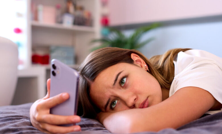 Η-ψυχική-υγεία-ανησυχεί-τους-Έλληνες:-6-στους-10-ψάχνουν-online-ψυχολογική-βοήθεια