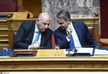 ΝΔ.:-Ένταση-για-το-αγροτικό-–-βολές-κατά-Τσιάρα