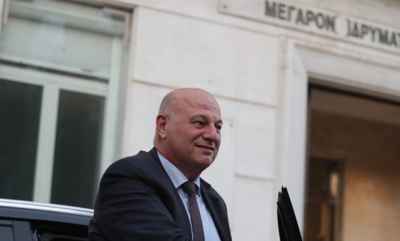 Χατζηδάκης-και-Τσιάρας-δέχτηκαν-αγρότες-της-Κρήτης-και-δεσμεύθηκαν-να-αντιμετωπίσουν-αρκετά-από-τα-αιτήματα