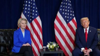 Ούρσουλα-Φον-ντερ-Λάιεν-σε-Ντόναλντ-Τραμπ:-«Η-Ευρώπη-αποφασίζει-για-τη-δημοκρατία-της,-όχι-εσύ»