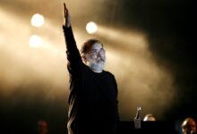 Θάνος-Μικρούτσικος:-Η-σύζυγός-του,-Μαρία-Παπαγιάννη-εξομολογείται-–-«Ήταν-ψύχραιμος,-σε-εμάς-δεν-έδειξε-αν-φοβήθηκε»