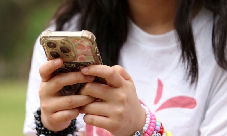 Το-Ισραήλ-απαγορεύει-τη-χρήση-των-κινητών-τηλεφώνων-στα-δημοτικά-σχολεία-της-χώρας