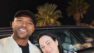 Οδηγός-τράκαρε-με-τον-Ελ-Κααμπί-και-έβγαλε-selfie-μαζί-του