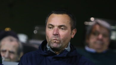 ΑΕΚ-κατά-Λανουά:-«Περνάει-αντιφατικά-μηνύματα-στους-διαιτητές-για-παρόμοιες-φάσεις»