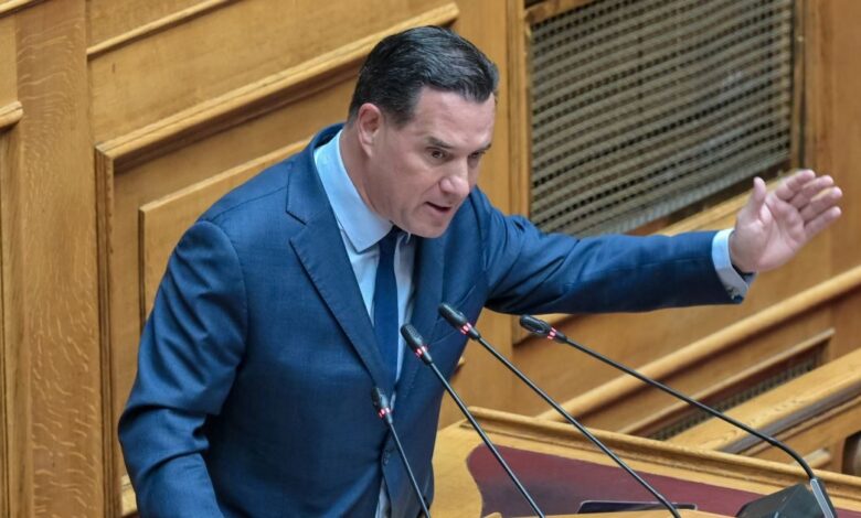 Άδωνις-Γεωργιάδης:-Οι-Γκρούεζες,-ο-άχαστος,-ο-Χουντίνι-και-οι-ανόητοι-της-Αριστεράς-–-Κόντρα-στη-Βουλή-με-Γερουλάνο,-Γιαννούλη-και-Καζαμία