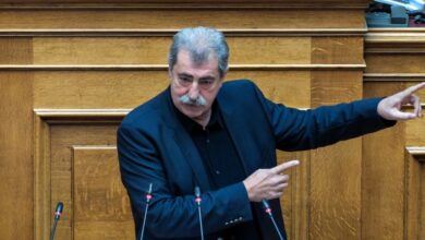 Πολάκης-–-Παπαθανάσης:-Κόντρα-στη-Βουλή-για-τον-Πιερρακάκη-στο-eurogroup-–-«Θα-γίνει-πιο-μισητός-και-από-τον-Ντάισελμπλουμ»,-«εσείς-χειροκροτούσατε-τον-Βαρουφάκη»