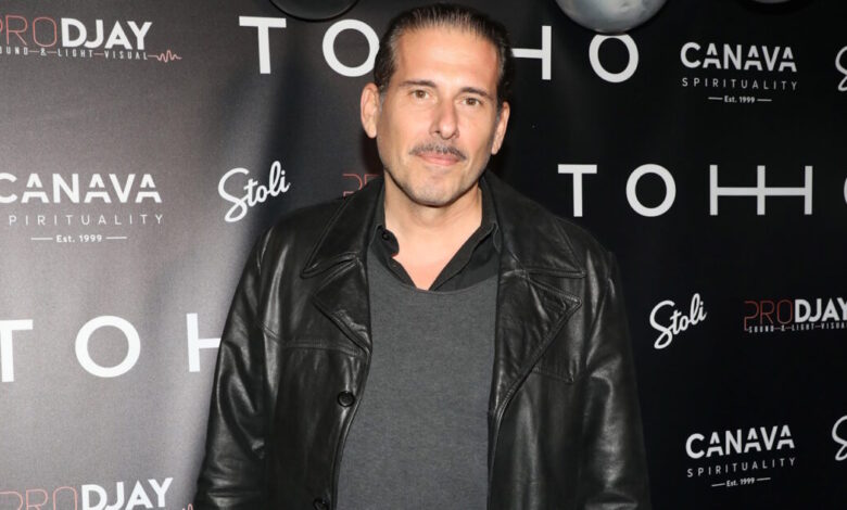 Διαμαντής-Καραναστάσης:-«Θα-δείτε-πολύ-σπουδαία-πράγματα-να-έρχονται-στο-θέατρο-κι-επίσης-θα-επιστρέψω-και-τηλεοπτικά»