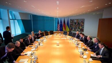 Πόλεμος-στην-Ουκρανία:-«Σημαντική-πρόοδο»-βλέπει-ο-απεσταλμένος-των-ΗΠΑ,-Στιβ-Γουίτκοφ-στις-συνομιλίες-Ουκρανίας-–-ΗΠΑ-στο-Βερολίνο