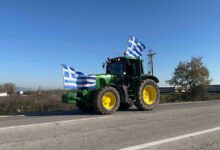 Λίγα-τρακτέρ,-μεγάλες-ουρές-στη-γέφυρα-Πηνειού