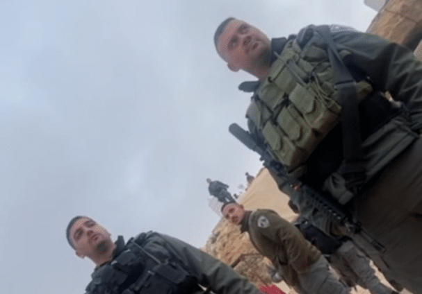 Αμερικανίδες-ακτιβίστριες-συνελήφθησαν-στην-κατεχόμενη-Δυτική-Όχθη