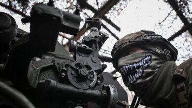 Οι-ΗΠΑ-πιέζουν-την-Ουκρανία-να-παραδώσει-το-Ντονμπάς-στη-Ρωσία:-«Περίεργη-η-συμπεριφορά-των-Αμερικανών»