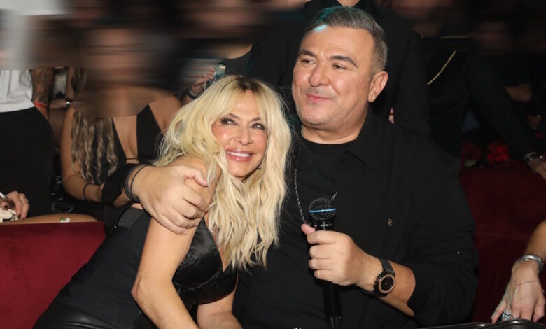 Η-Άννα-Βίσση-γιόρτασε-τα-γενέθλια-της-αδερφής-της-στο-nox-και-τραγούδησε-με-τον-Αντώνη-Ρέμο-και-τον-Χρήστο-Μάστορα