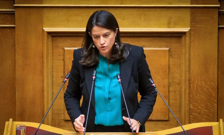 Κεραμέως:-Η-νομοθέτηση-της-συμφωνίας-για-τις-συλλογικές-συμβάσεις-θα-γίνει-στις-αρχές-του-2026