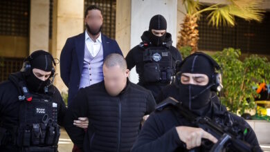 Διπλό-φονικό-στη-Φοινικούντα:-Προφυλακιστέοι-ο-ανιψιός-του-ιδιοκτήτη-κάμπινγκ-και-ο-επιχειρηματίας