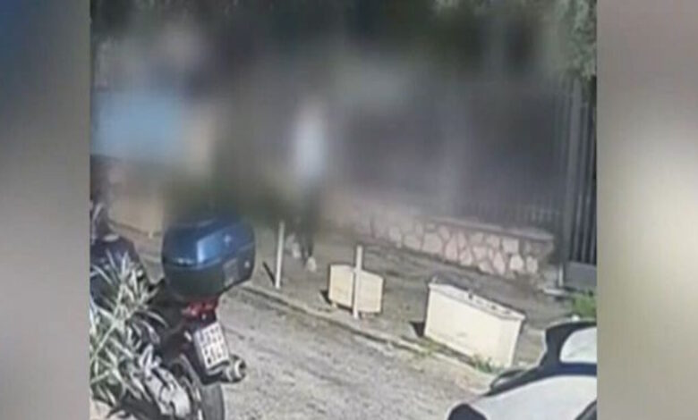 Ομόνοια:-Έφοδος-της-αστυνομίας-σε-ενεχυροδανειστήριο-όπου-έλιωναν-κλοπιμαία-από-ληστείες