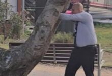 Σίδνεϊ:-Βίντεο-με-τον-αστυνομικό-που-εξουδετέρωσε-τον-τρομοκράτη-–-«Η-βολή-της-ζωής-του»