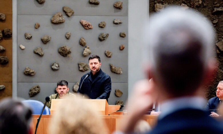 Ζελένσκι:-Η-Ουκρανία-έχει-οικονομικές-δυσκολίες-και-χρειάζεται-τα-ρωσικά-assets-–-Ο-Πούτιν-πιστεύει-στην-εξουσία-και-στο-χρήμα