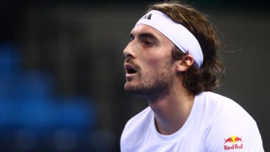 Στέφανος-Τσιτσιπάς:-Ο-δικηγόρος-του-κατέθεσε-έγγραφα-που-φέρεται-να-αποδεικνύουν-ότι-δεν-οδηγούσε-εκείνος-την-lotus-στην-Αττική-οδό