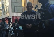 Προθεσμία-για-να-απολογηθεί-πήρε-ο-«Έλληνας-Εσκομπάρ»-και-το-πλήρωμα-του-«ναρκόπλοιου»-–-Το-«πλούσιο»-βιογραφικό-και-το-ξέπλυμα