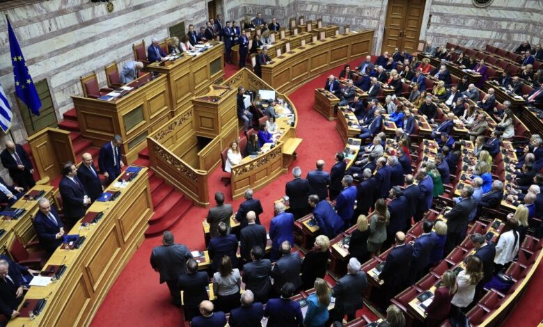Προϋπολογισμός-2026:-Οι-απόντες-βουλευτές-και-οι-εκτός-ΝΔ-που-τον-υπερψήφισαν