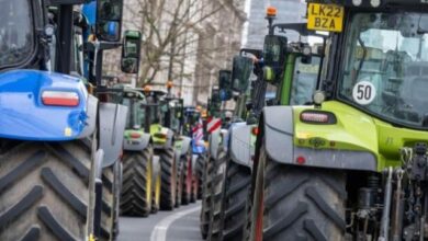Και-οι-Βρετανοί-αγρότες-με-τρακτέρ-στους-δρόμους-του-Λονδίνου