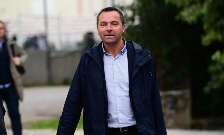 Άρης-κατά-Λανουά:-«Η-μονταζιέρα-δουλεύει-καλά,-όμως-κάποιος-δίπλα-του-να-τον-ξυπνήσει»