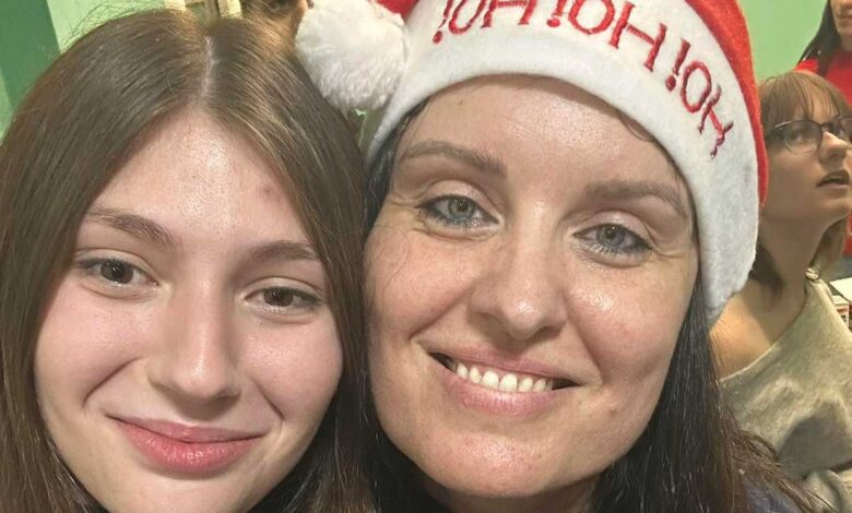 Χριστουγεννιάτικες-ευχές-από-το-Φροντιστήριο-Βιολογίας-«Εξέλιξη»