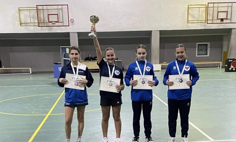 Πρωταθλήτρια-Β.-Ελλάδος-η-Δωρίνα-Στρωματά-του-ΦΑΣ