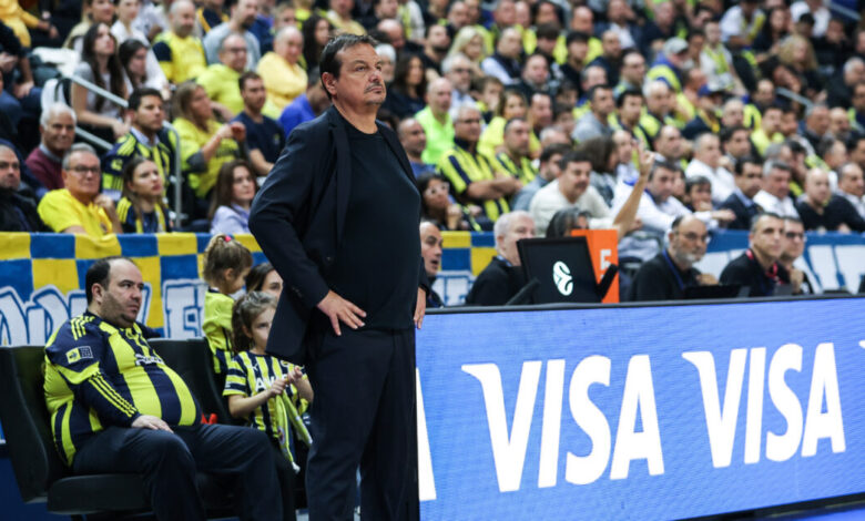 Εργκίν-Αταμάν-στα-αποδυτήρια:-«Δώσατε-απάντηση-στο-παρκέ-όταν-10.000-οπαδοί-έβριζαν-τη-μητέρα-μου»