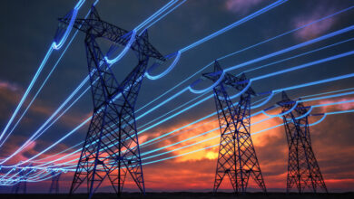 ΥΠΕΝ:-Οι-τιμές-ρεύματος-για-τα-νοικοκυριά-αυξήθηκαν-47%-στην-ΕΕ-και-39%-στην-Ελλάδα-από-το-2019-–-Δέσμευση-για-νέα-στήριξη-εφόσον-χρειαστεί