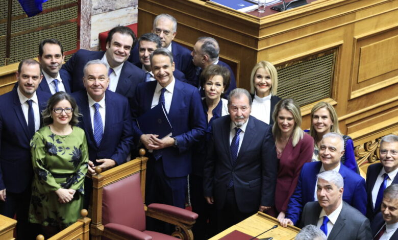 «Μασάζ»-Μητσοτάκη-σε-βουλευτές-της-ΝΔ-το-μεσημέρι-στο-Μέγαρο-Μαξίμου:-Η-προτροπή,-το-αίτημα-προς-τους-αγρότες-και-η-πρόταση-για-διακομματική-επιτροπή